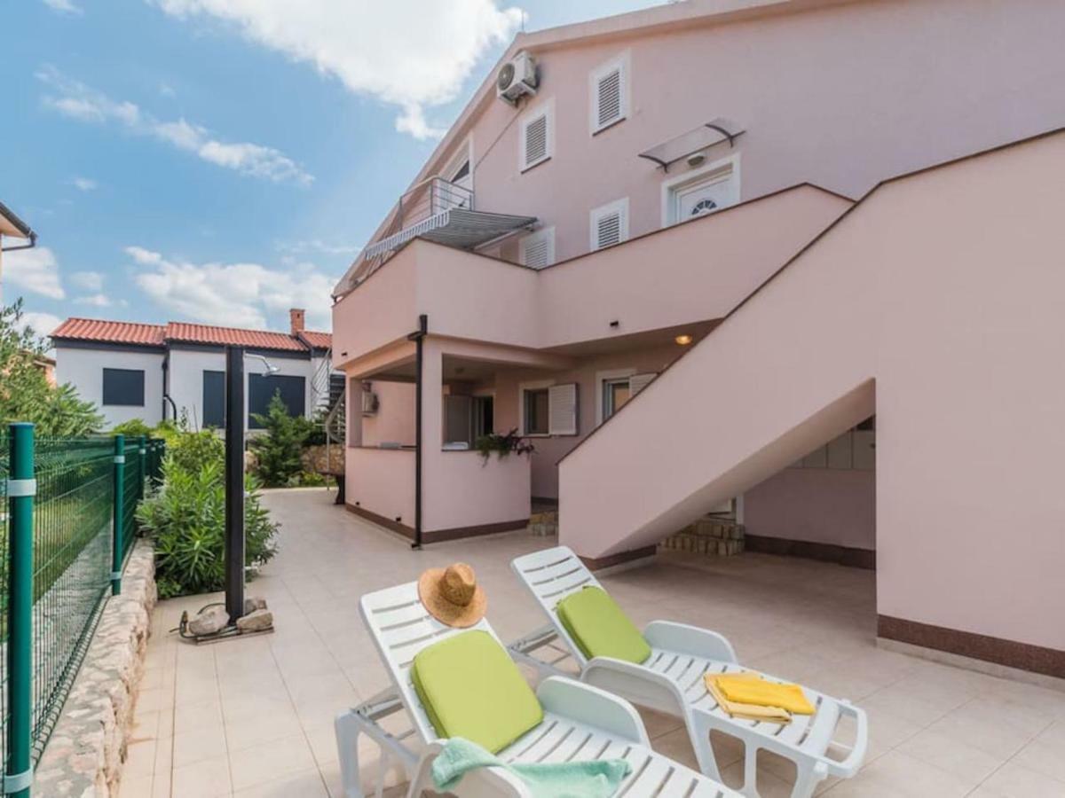 Apartment F-3 Klimno Eksteriør billede